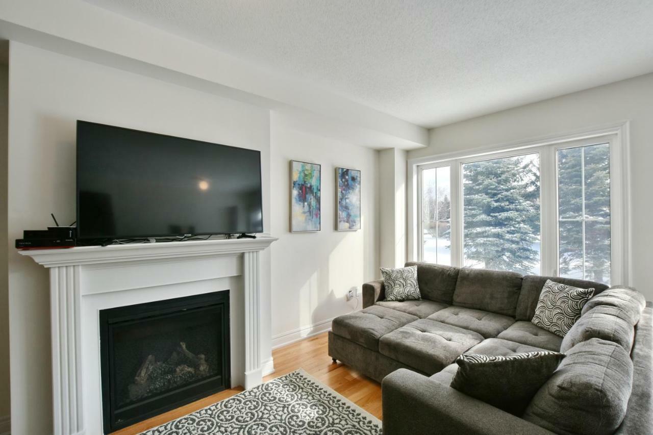 New Blue Mountain Village Snowbridge Executive Townhome Sleeps 10 With Outdoor Pool And Shuttle Nottawa Exterior foto
