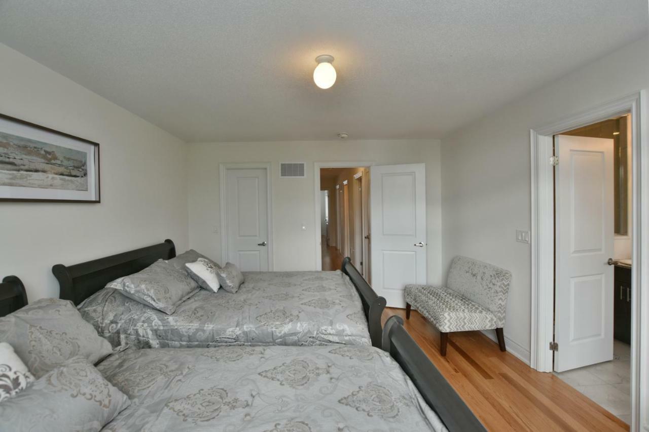 New Blue Mountain Village Snowbridge Executive Townhome Sleeps 10 With Outdoor Pool And Shuttle Nottawa Exterior foto